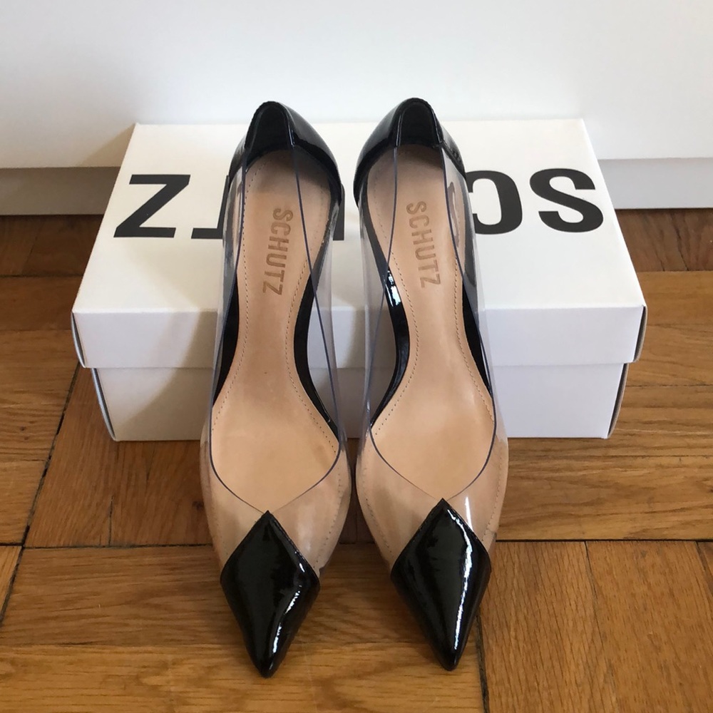 Schutz Garthy Pump (size 7.5)